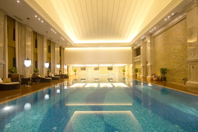 Jakość wody w basenie hotelowym